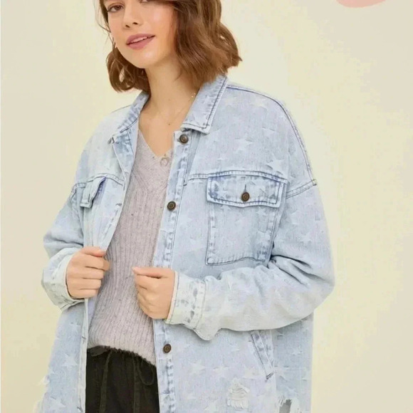 BOHO WESTERN WASHED BUTTON-DOWN DISTRESSED STAR DENIM JACKET WITH SIDE POCKETS - Picture 3 of 3